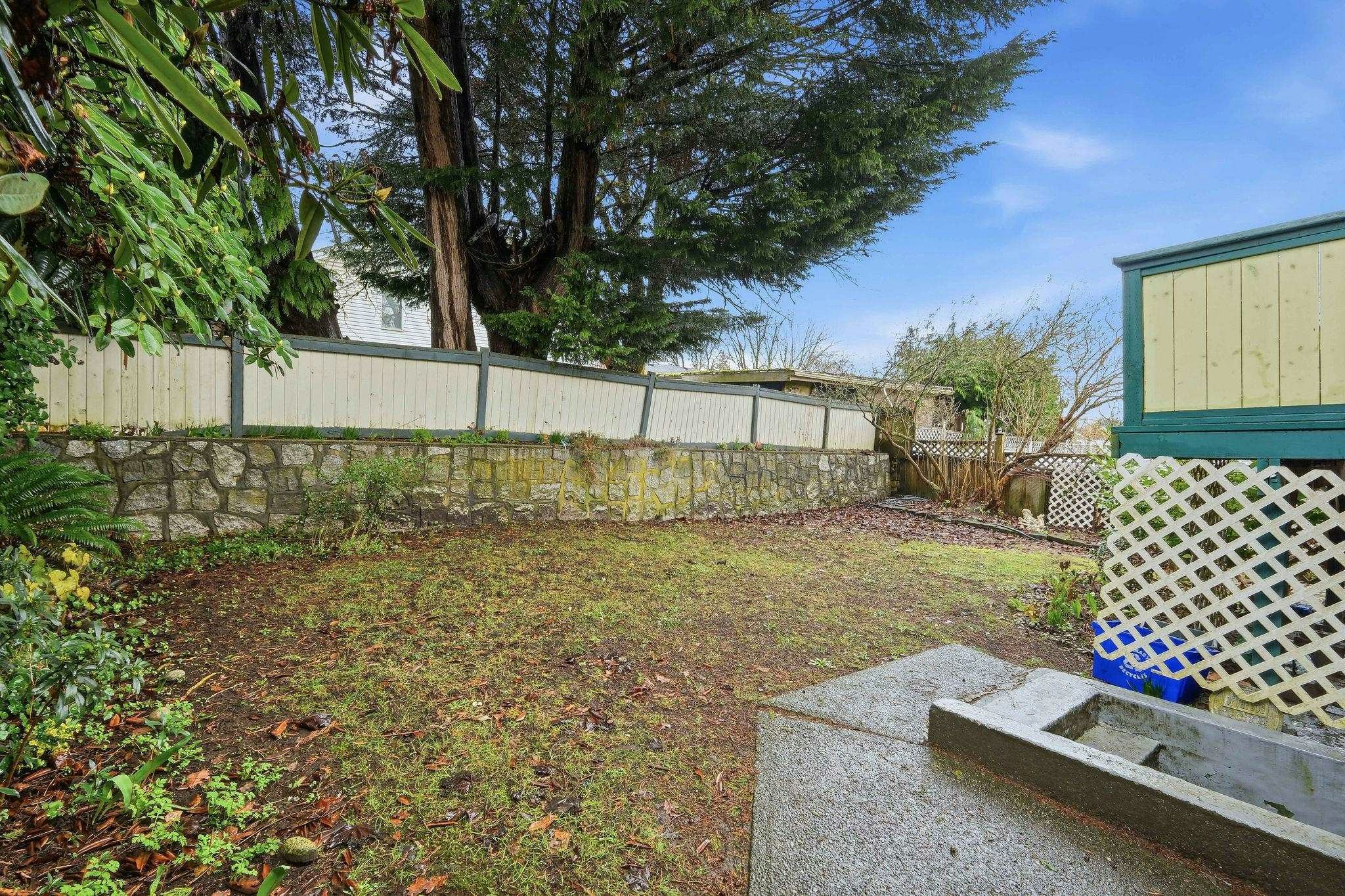 4745 Gilpin Court, Burnaby, BC, V5G 3A1 - 23