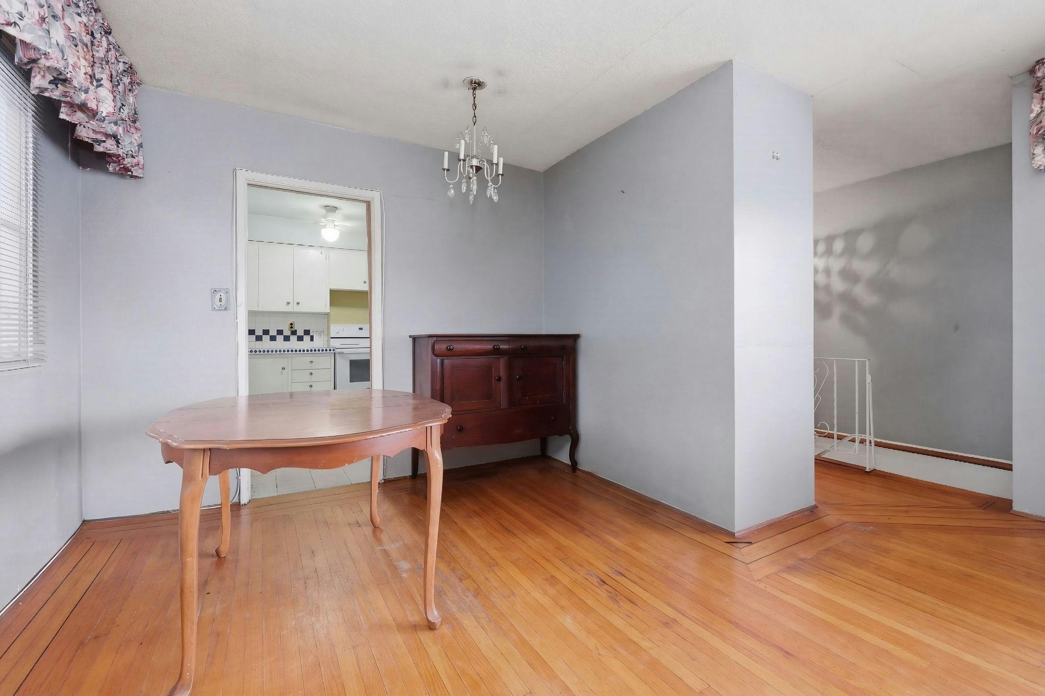 4745 Gilpin Court, Burnaby, BC, V5G 3A1 - 5