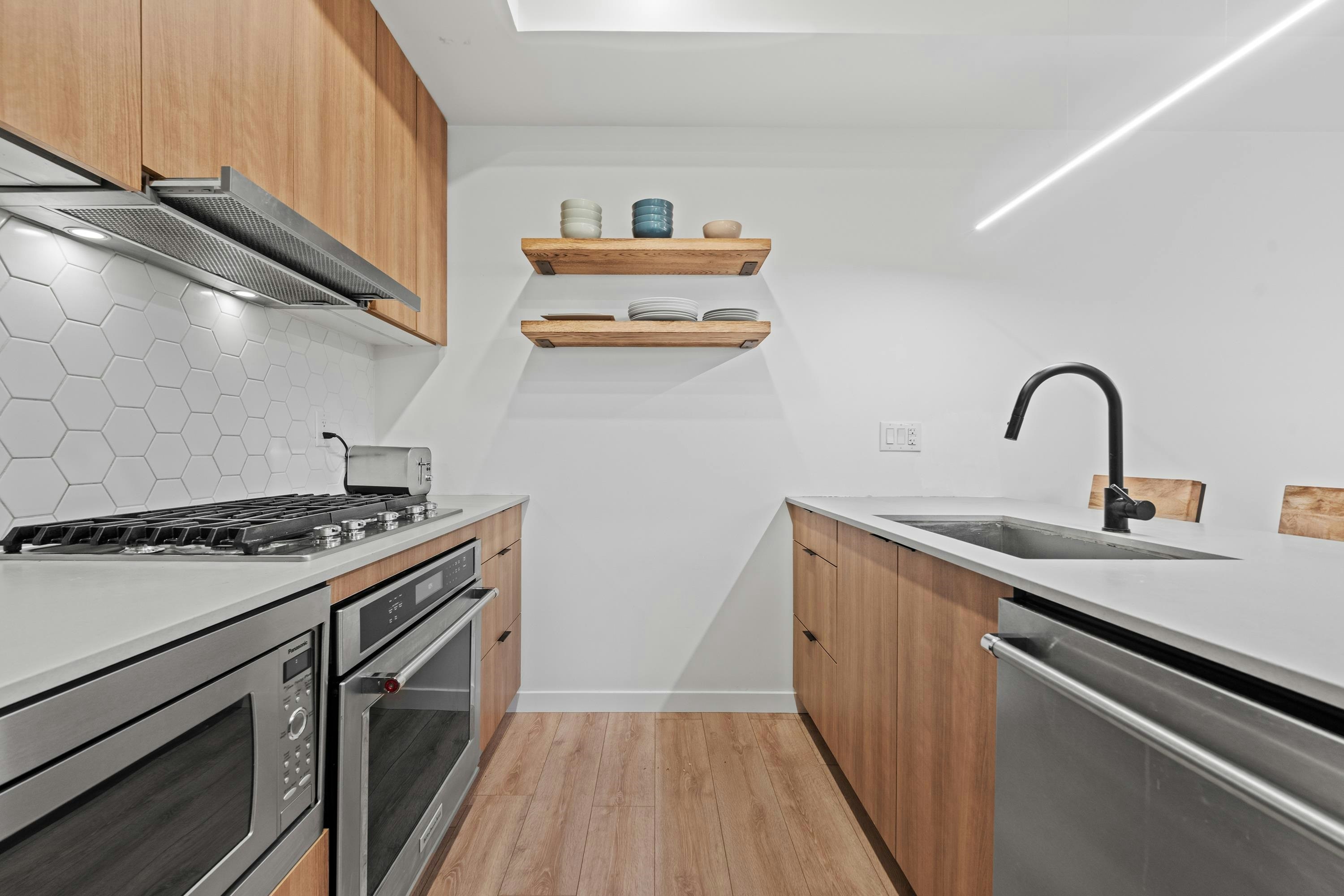 29-533 E 3rd Street, North Vancouver, BC, V7L 1G4 - 6
