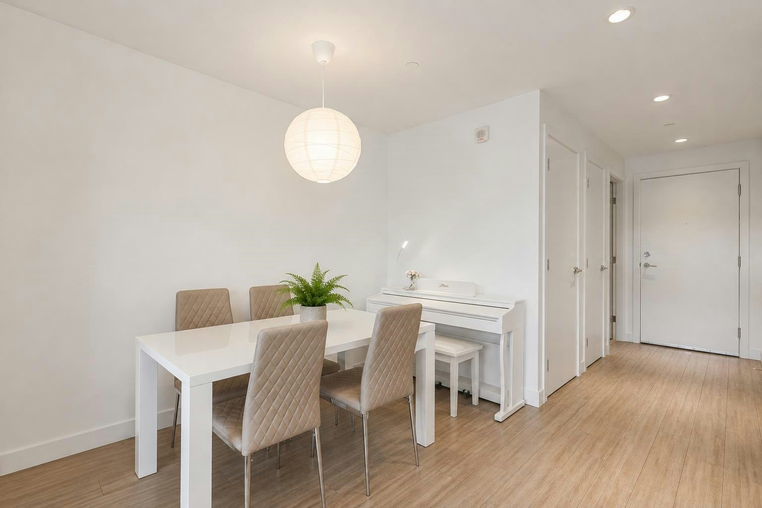 203-747 E 3rd Street, North Vancouver, BC, V7L 1G8 - 8