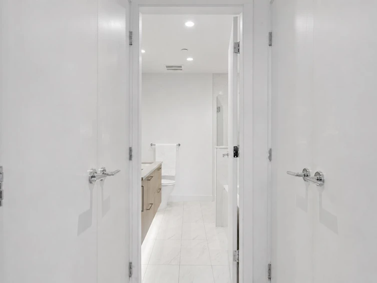 203-747 E 3rd Street, North Vancouver, BC, V7L 1G8 - 12
