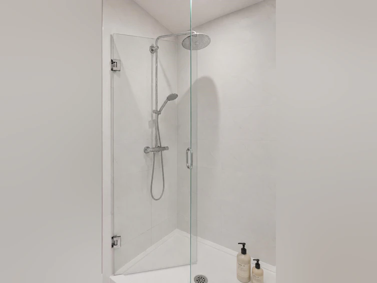 203-747 E 3rd Street, North Vancouver, BC, V7L 1G8 - 14