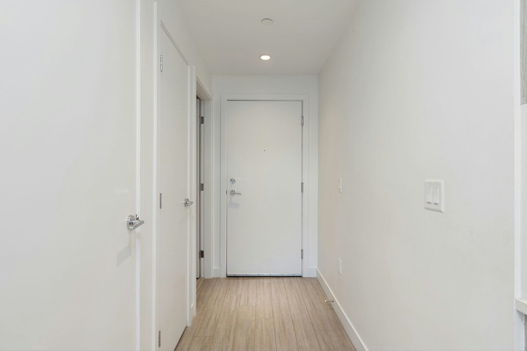 203-747 E 3rd Street, North Vancouver, BC, V7L 1G8 - 20