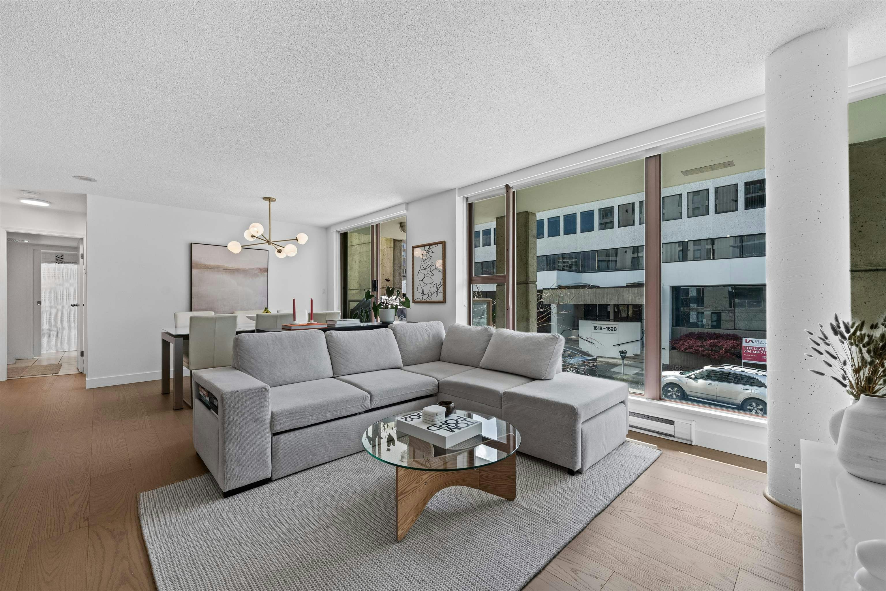 204-1633 W 8th Avenue, Vancouver, BC, V6J 5H7