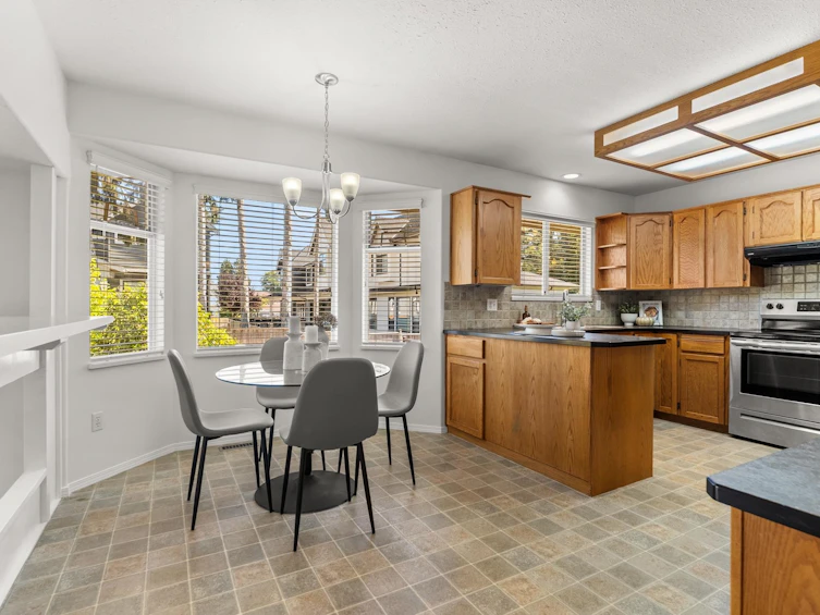 832 165 Street, Surrey, BC, V4A 9B9 - 15
