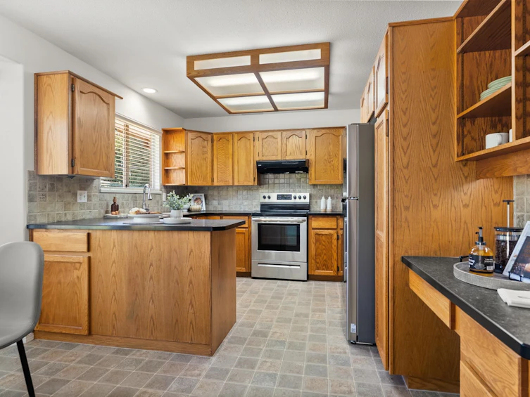 832 165 Street, Surrey, BC, V4A 9B9 - 10