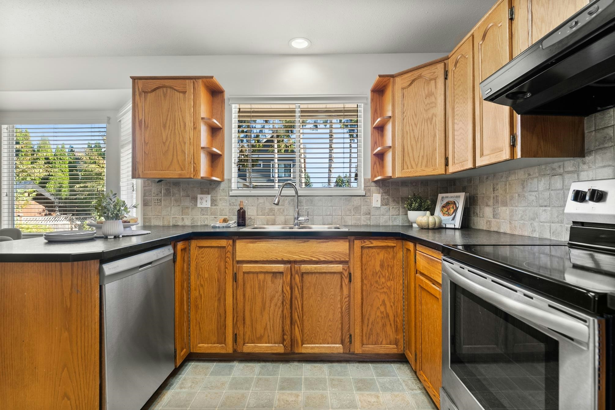 832 165 Street, Surrey, BC, V4A 9B9 - 13