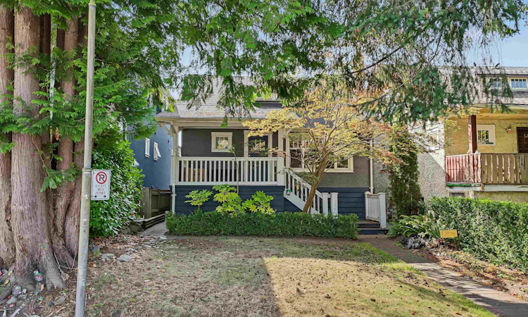 462 W 19th Avenue