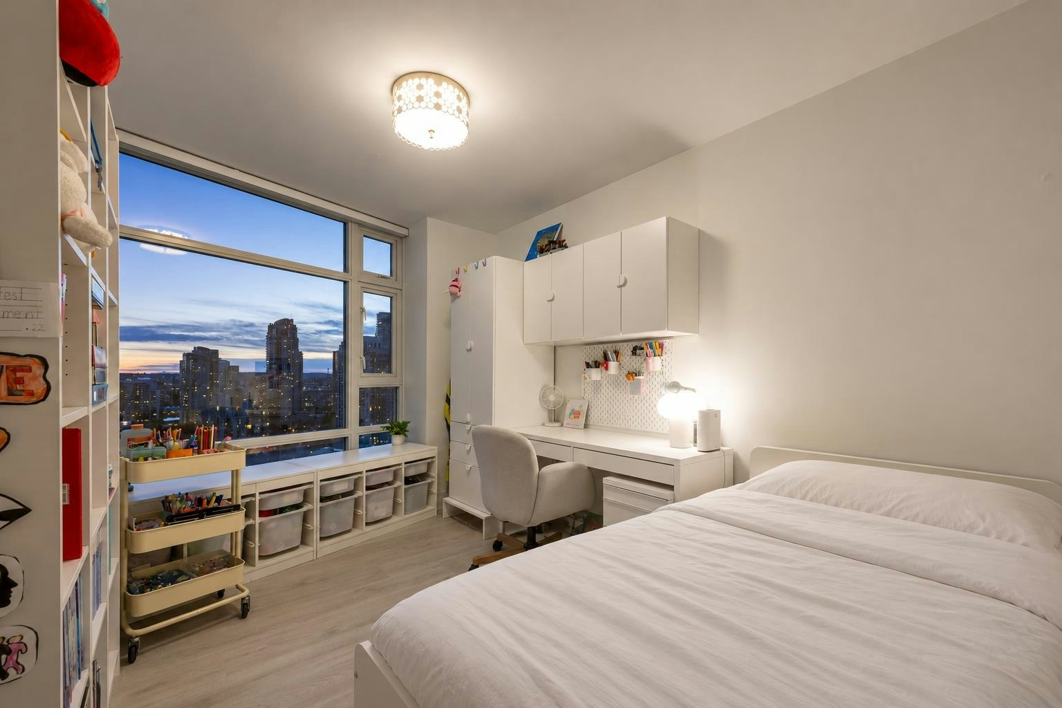 2607-198 Aquarius Mews, Vancouver, BC, V6Z 2Y4 - 32