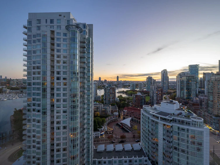2607-198 Aquarius Mews, Vancouver, BC, V6Z 2Y4 - 27
