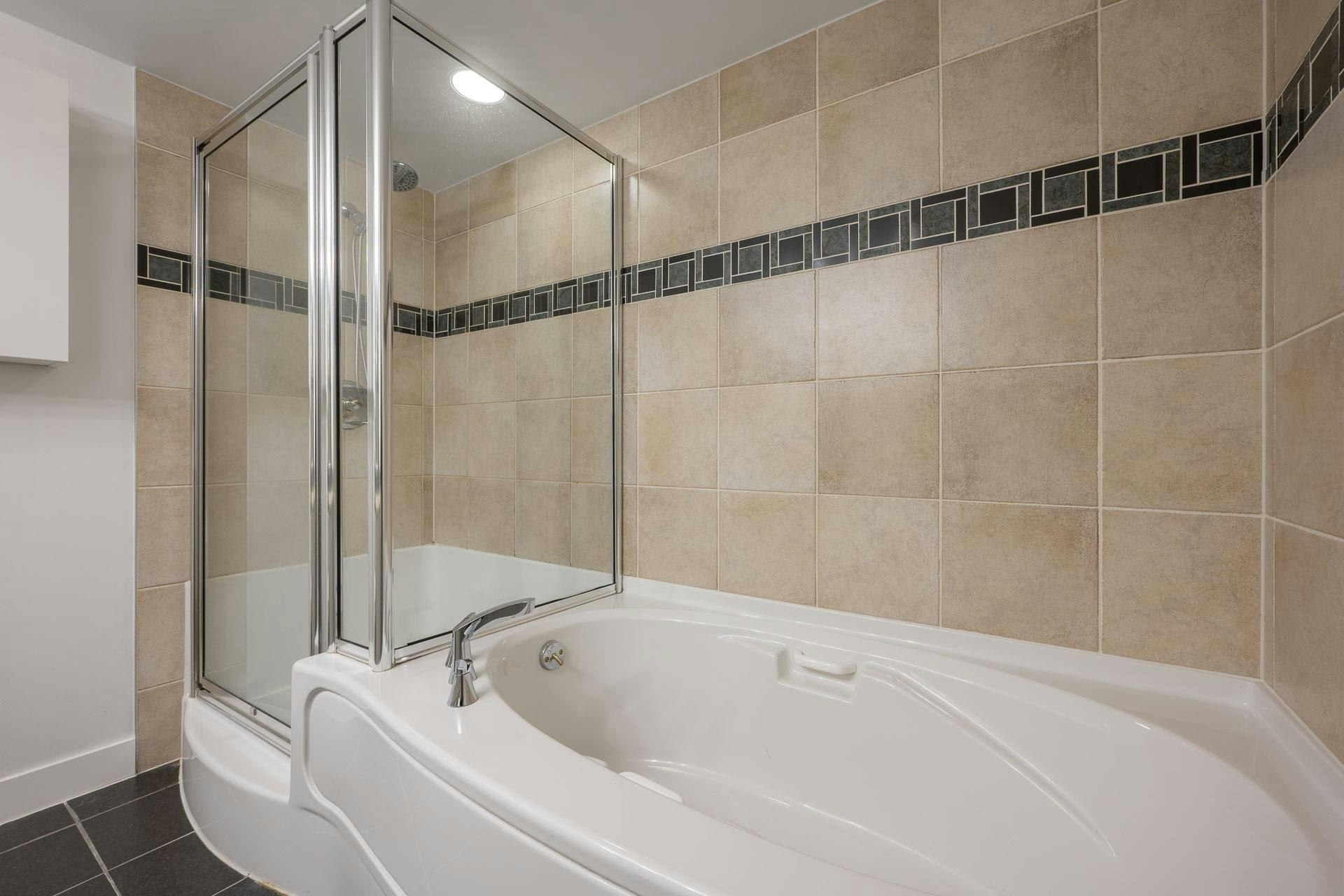2607-198 Aquarius Mews, Vancouver, BC, V6Z 2Y4 - 31