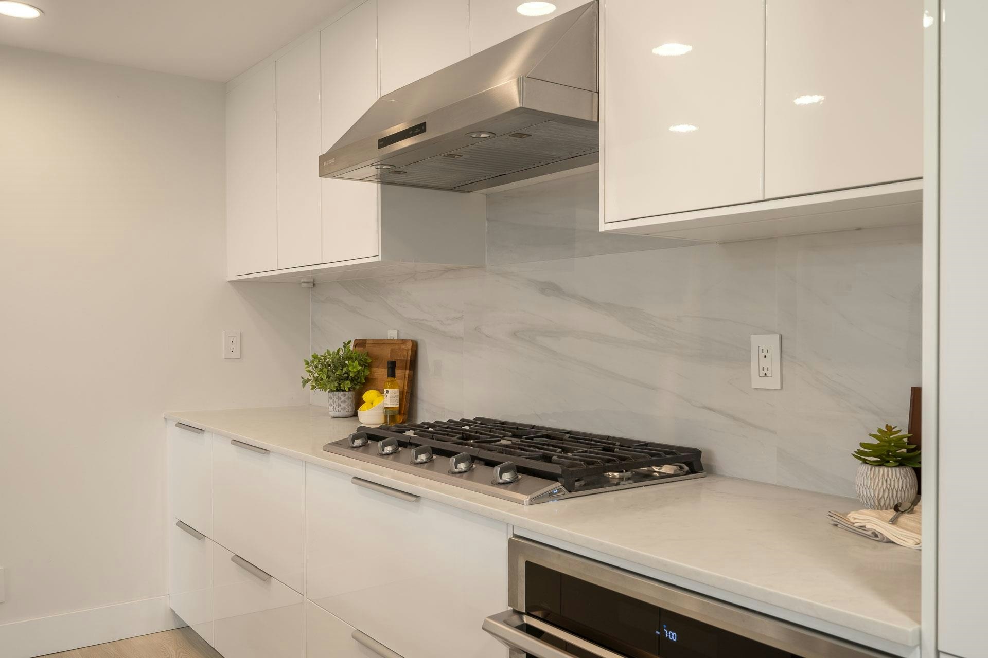 2607-198 Aquarius Mews, Vancouver, BC, V6Z 2Y4 - 16
