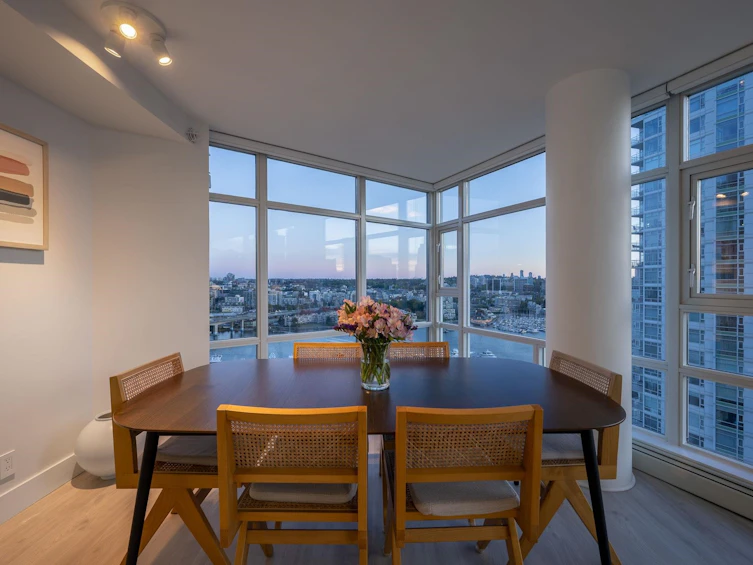 2607-198 Aquarius Mews, Vancouver, BC, V6Z 2Y4 - 10