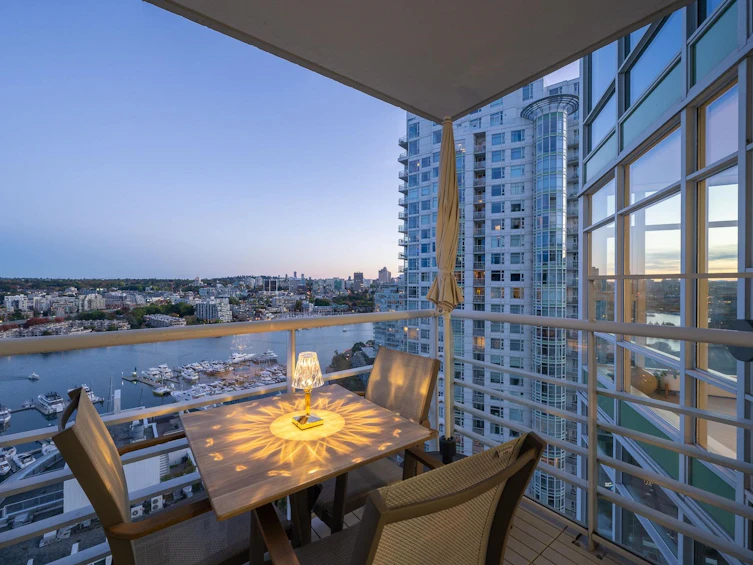 2607-198 Aquarius Mews, Vancouver, BC, V6Z 2Y4 - 22