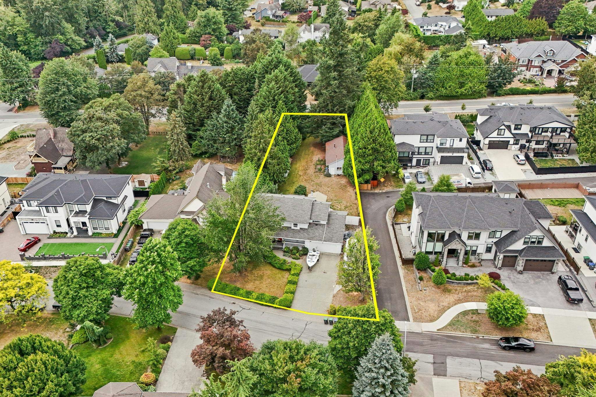 5455 184a Street, Surrey, BC, V3S 8L4