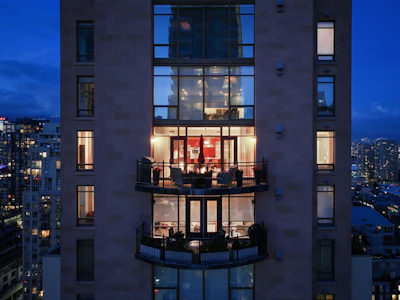 2600-1280 Richards Street - 3