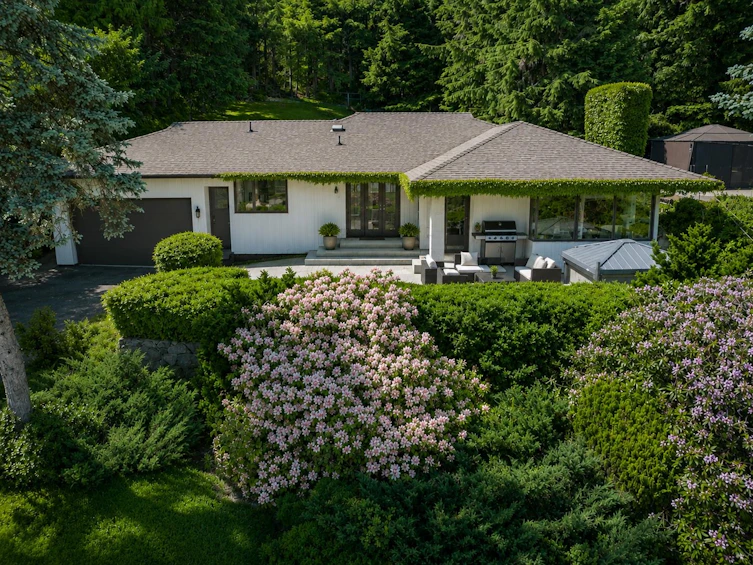 68 Bonnymuir Drive, West Vancouver, BC, V7S 1L2