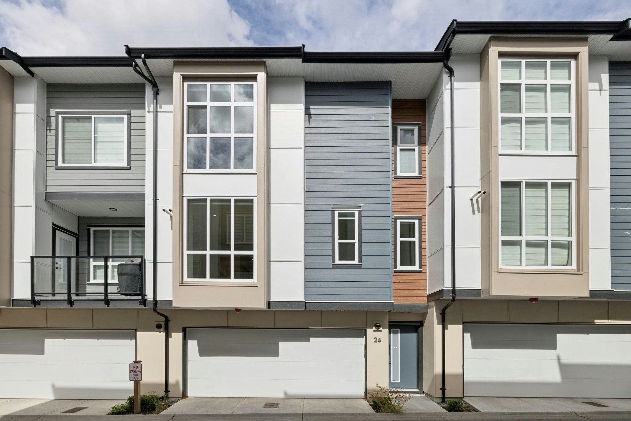 26-7670 207 Street, Langley, BC, V2Y 3N7