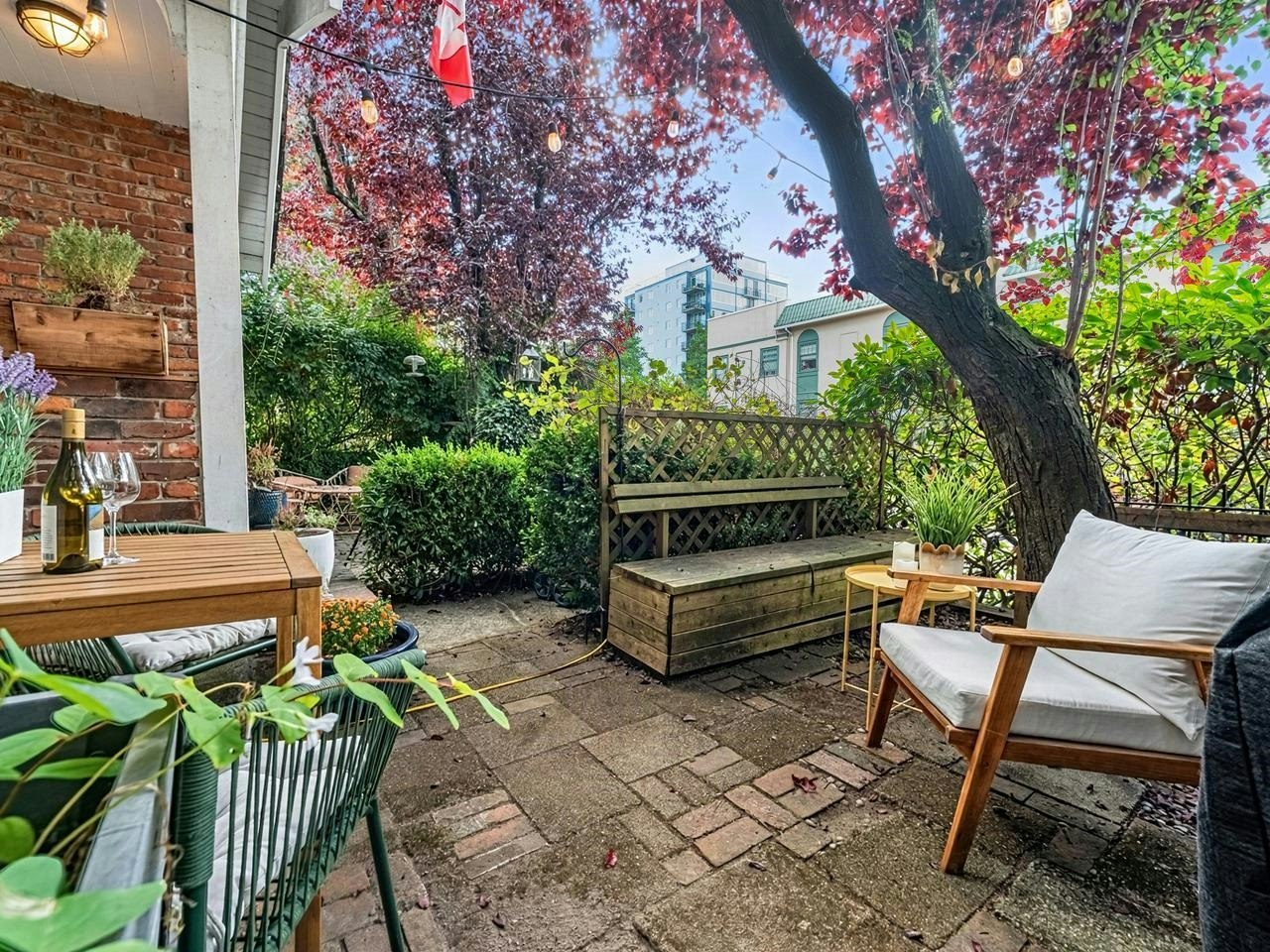 2634 Hemlock Street - 4
