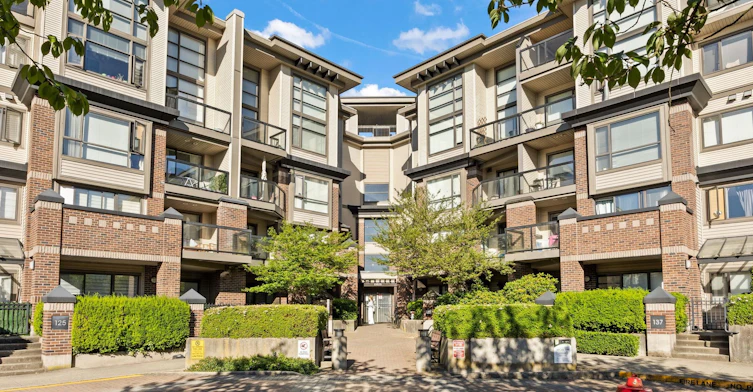 432-10838 City Pkwy Drive, Surrey, BC, V3T 0C2 - 2