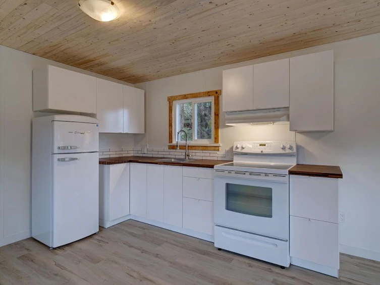 28-1413 Sunshine Coast Highway, Gibsons, BC, V0N 1V5 - 3