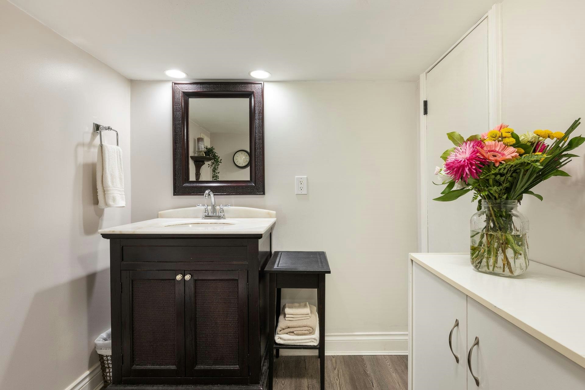 234 Eighth Avenue, New Westminster, BC, V3L 1Y2 - 27