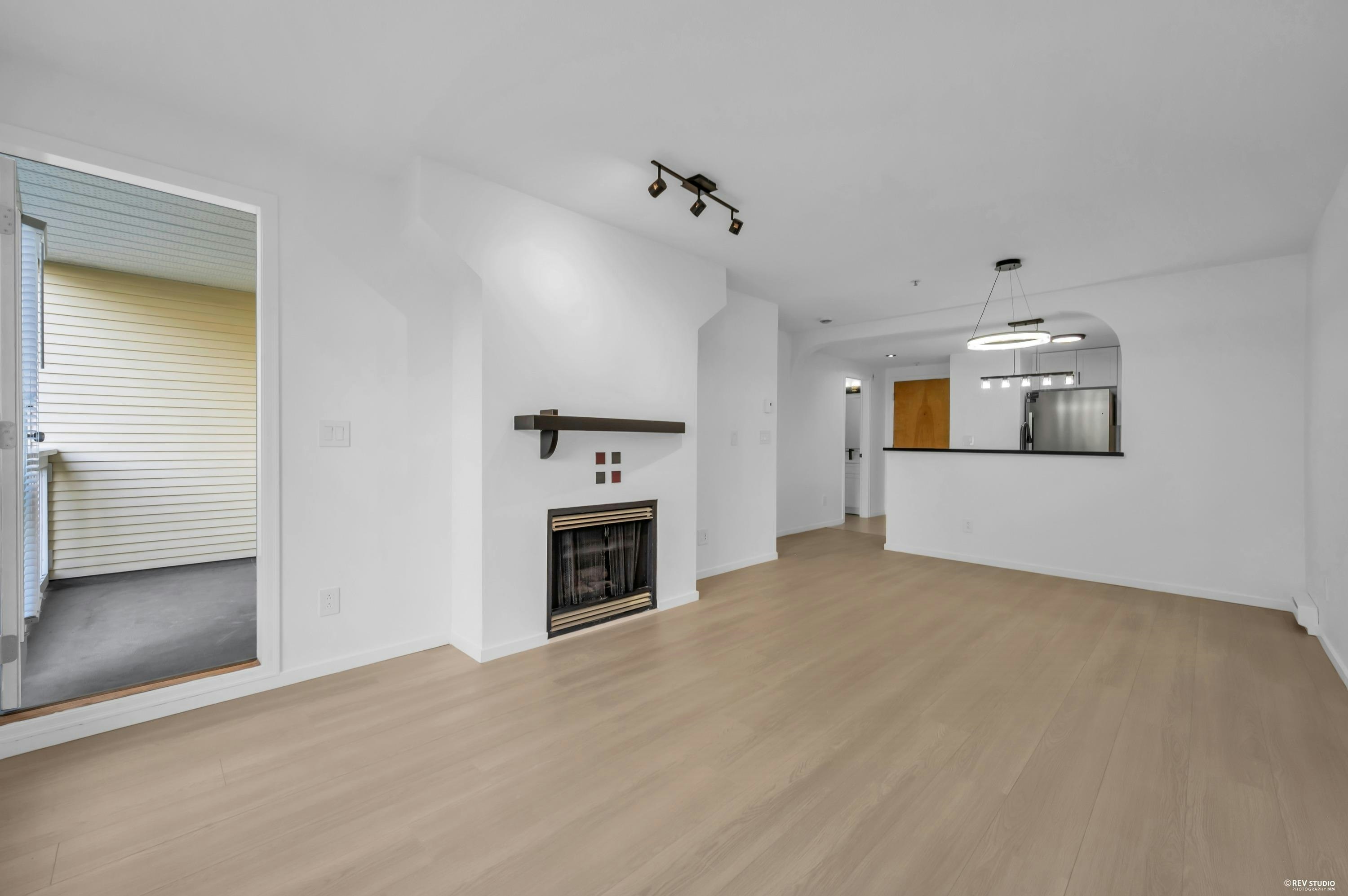 306-6833 Village Grn, Burnaby, BC, V5E 4M1 - 6