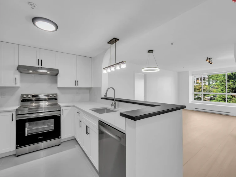 306-6833 Village Grn, Burnaby, BC, V5E 4M1 - 2