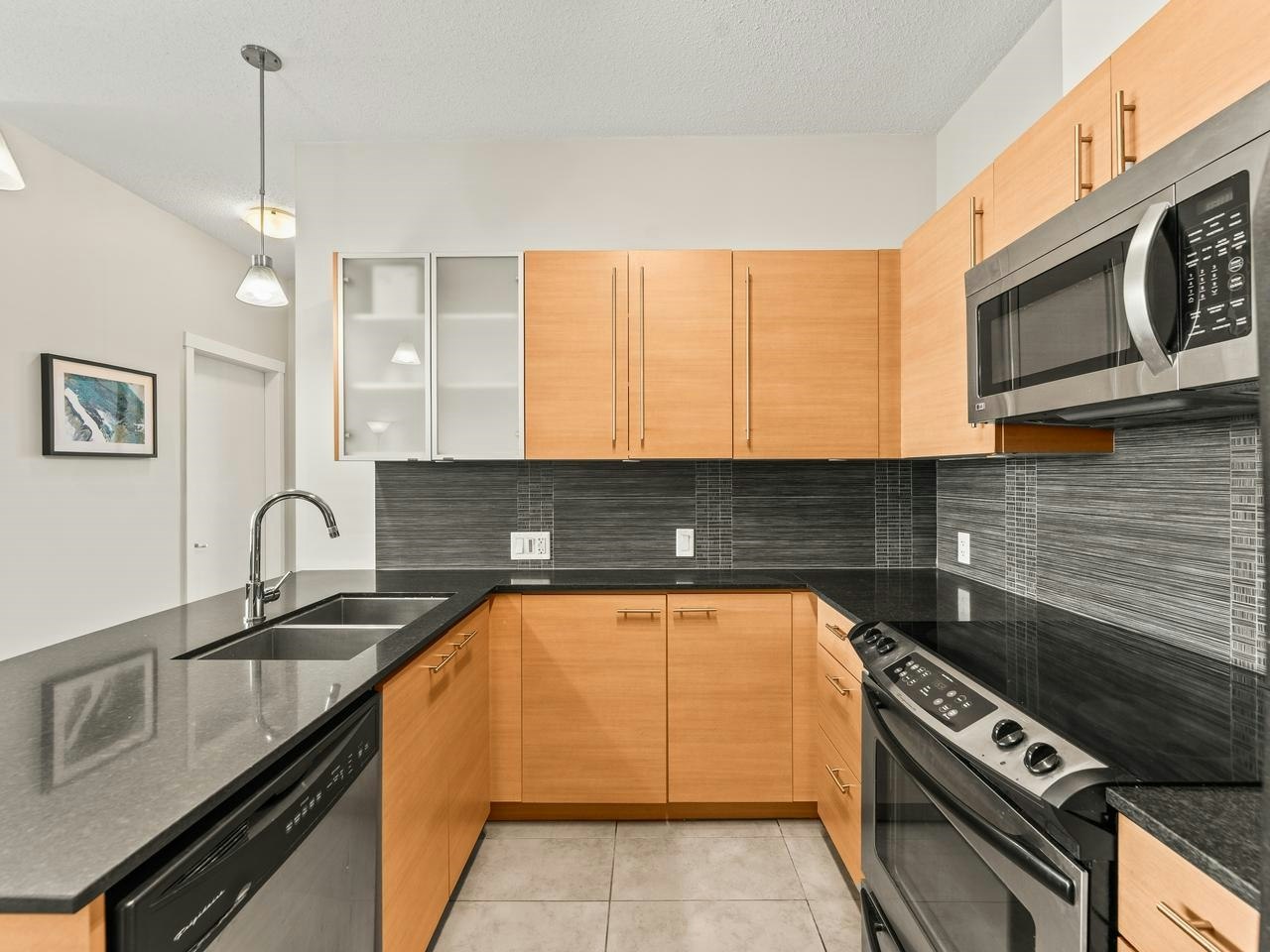 1002-13399 104 Avenue, Surrey, BC, V3T 0C9 - 13