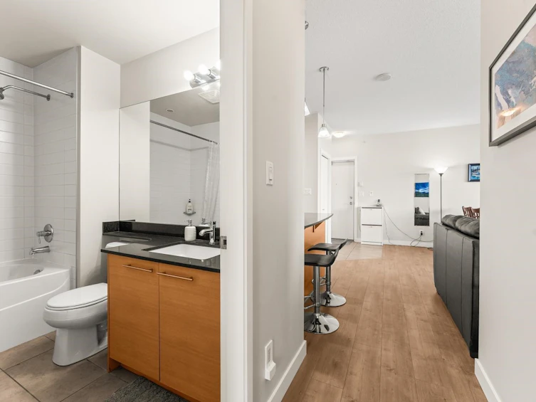 1002-13399 104 Avenue, Surrey, BC, V3T 0C9 - 19