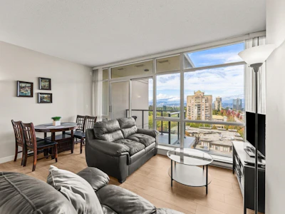 1002-13399 104 Avenue - 4