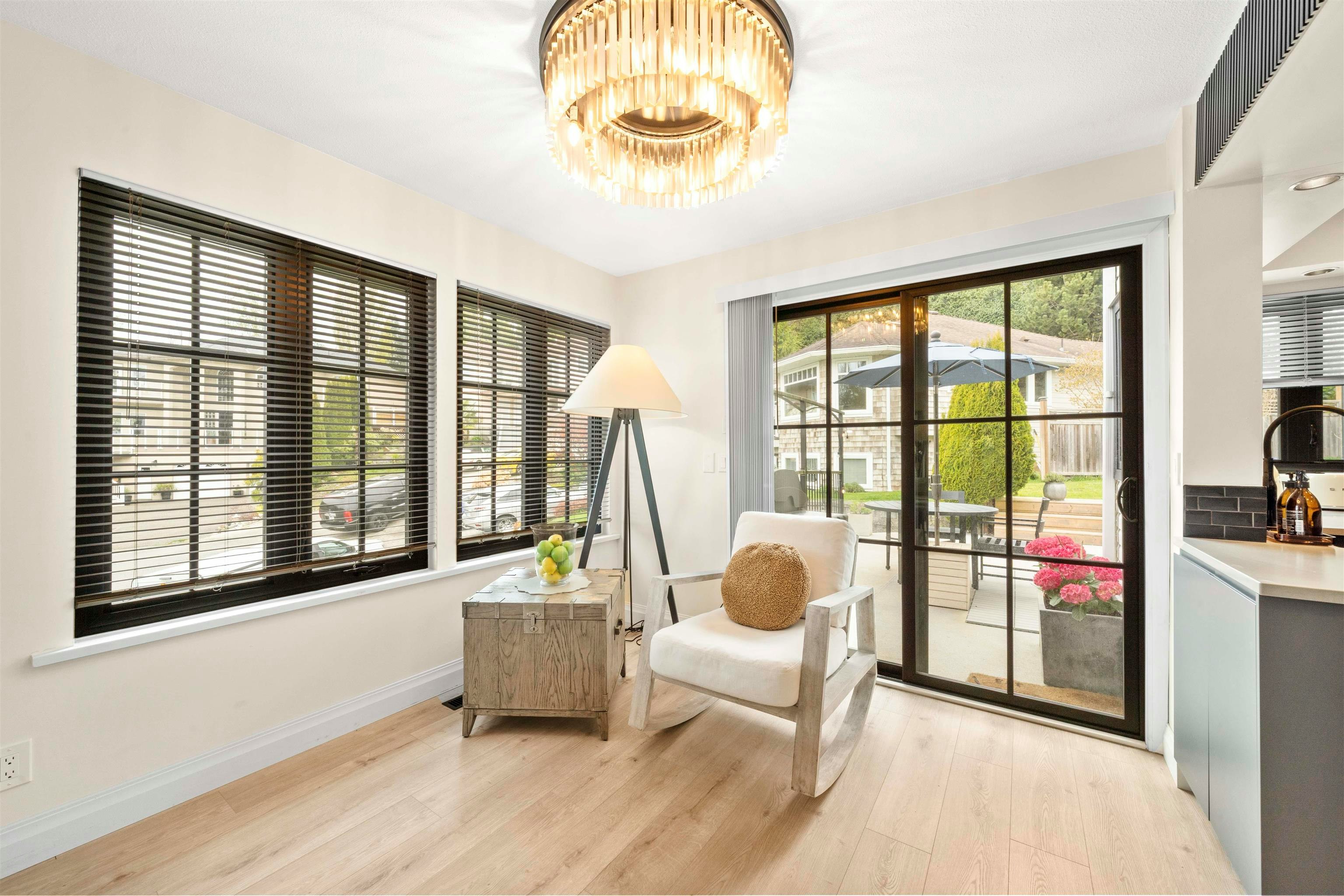 16071 8 Avenue, Surrey, BC, V4A 1A1 - 12