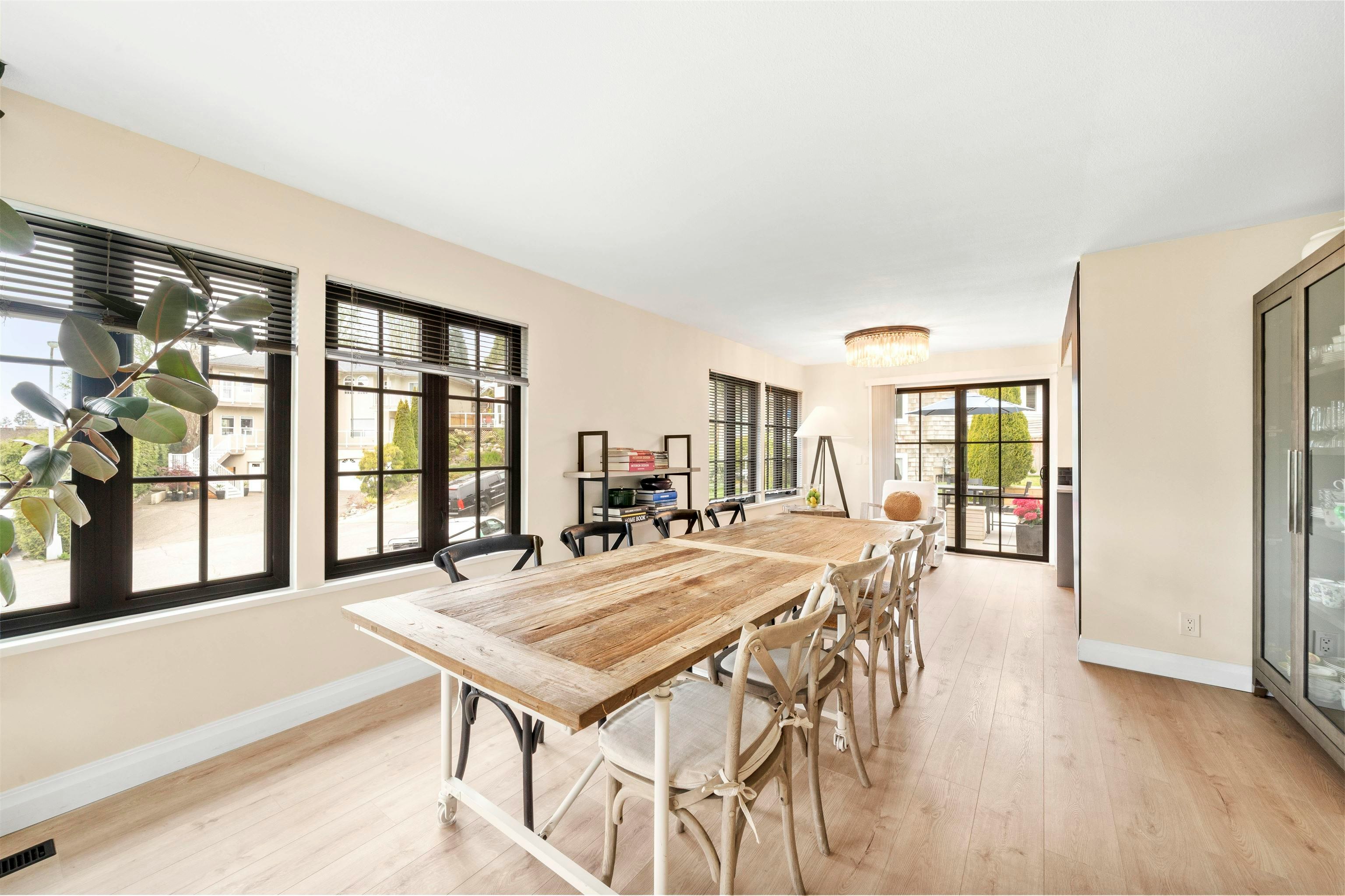 16071 8 Avenue, Surrey, BC, V4A 1A1 - 9