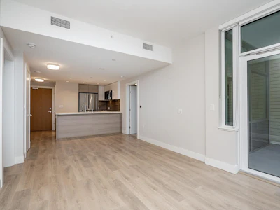 310-3451 Sawmill Crescent - 2