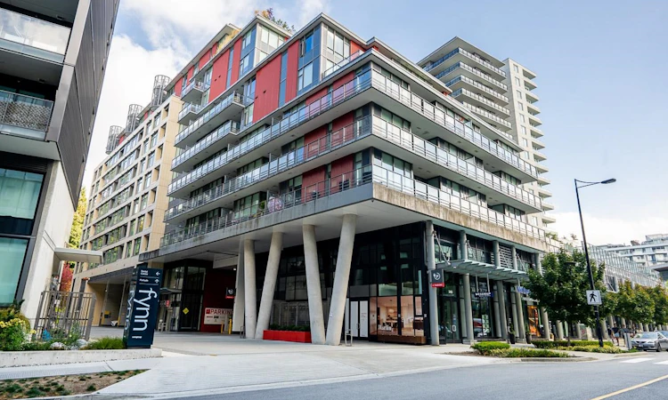 310-3451 Sawmill Crescent