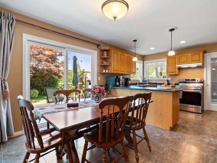 10027 Merritt Drive, Chilliwack, BC, V2P 7Z2 - 23
