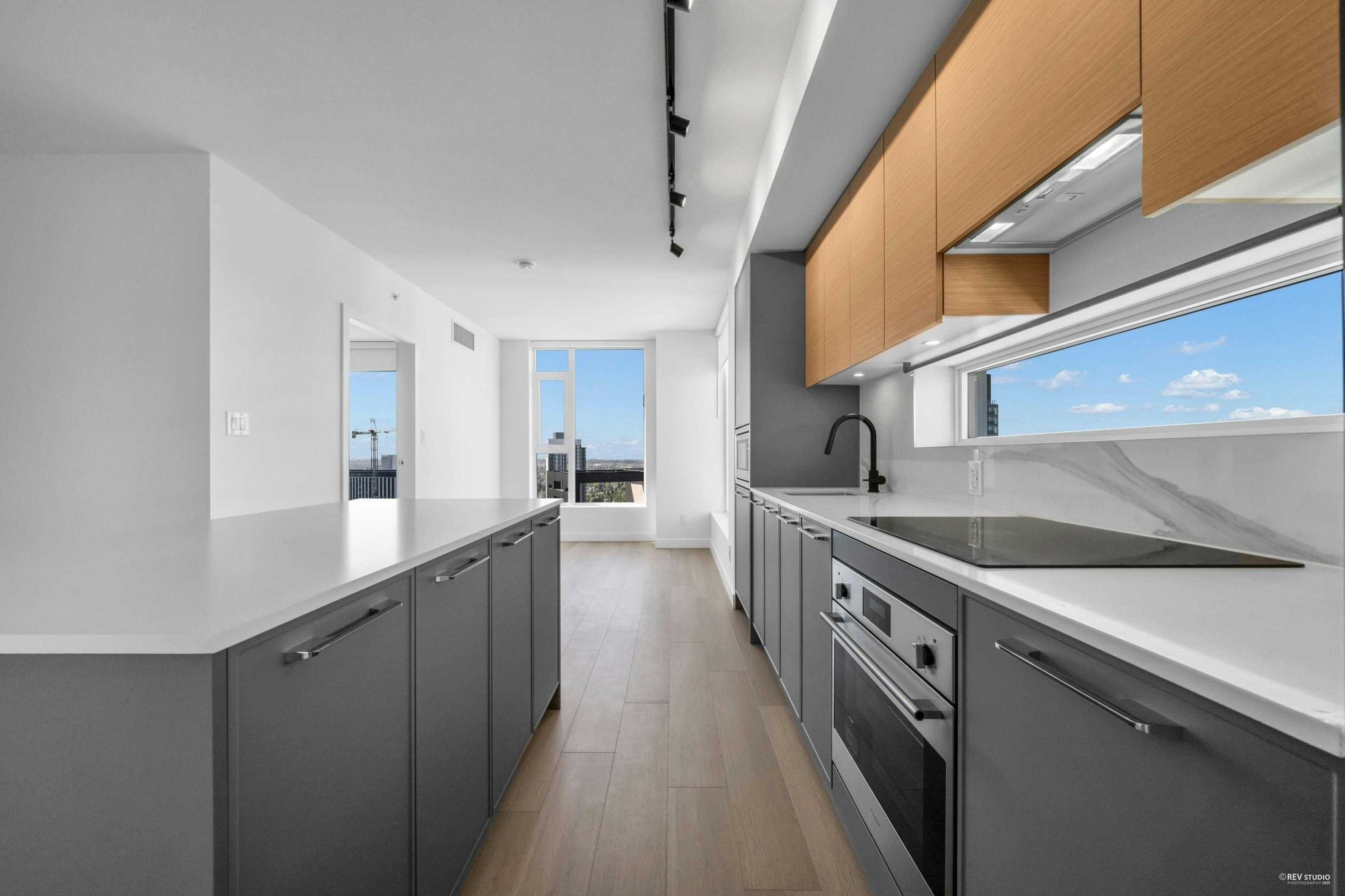 3303-13725 George Junction, Surrey, BC, V3T 0V7 - 8