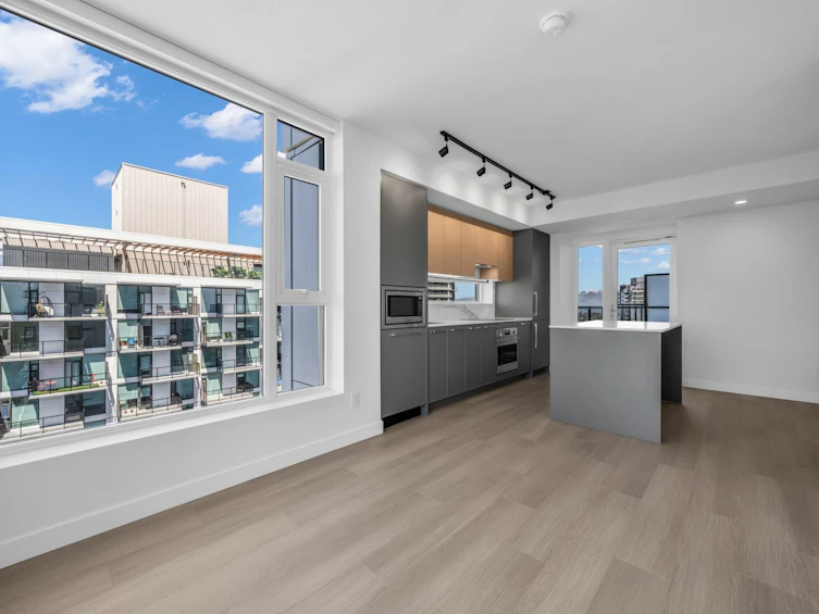 3303-13725 George Junction, Surrey, BC, V3T 0V7 - 9