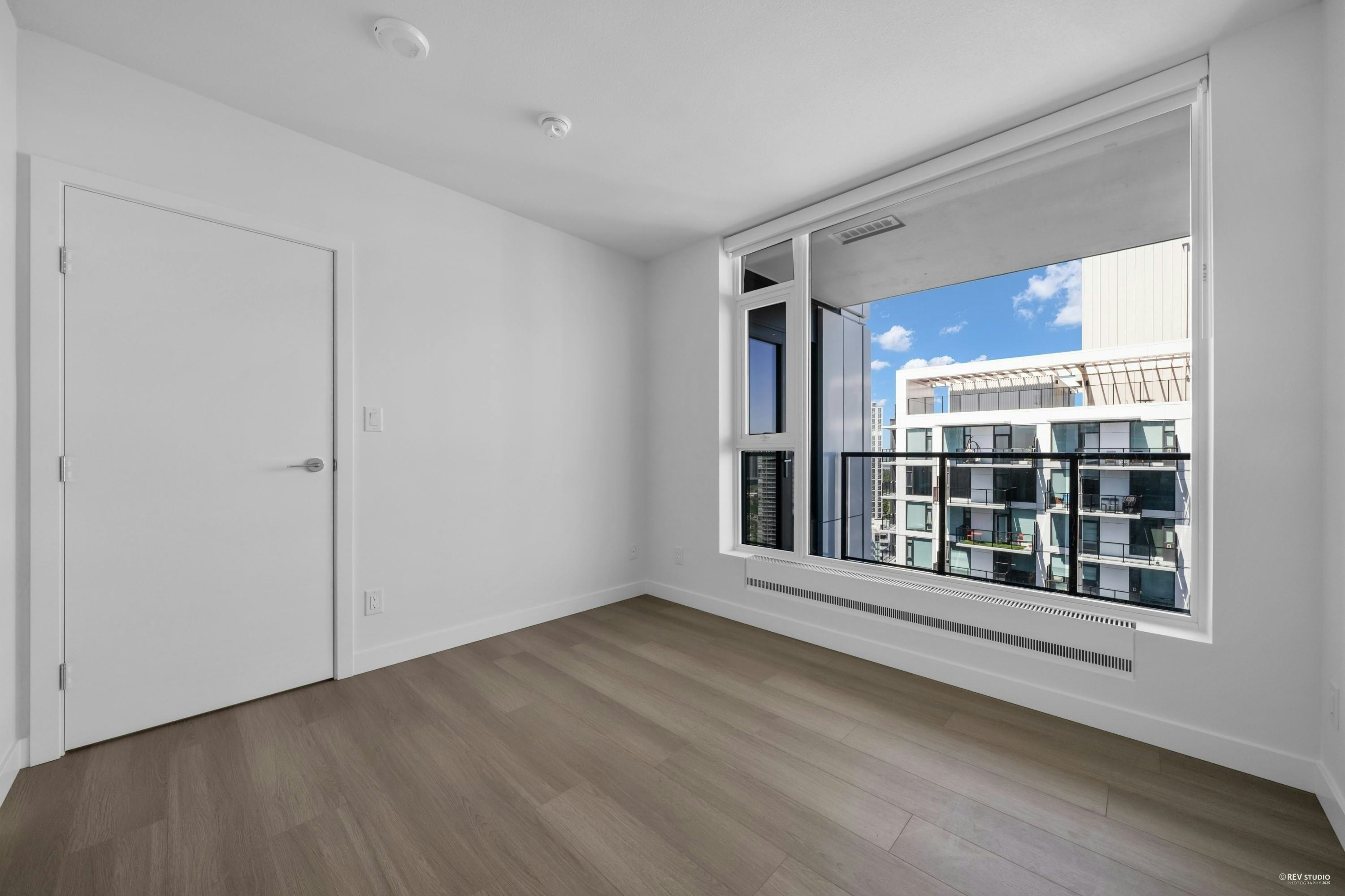 3303-13725 George Junction, Surrey, BC, V3T 0V7 - 13