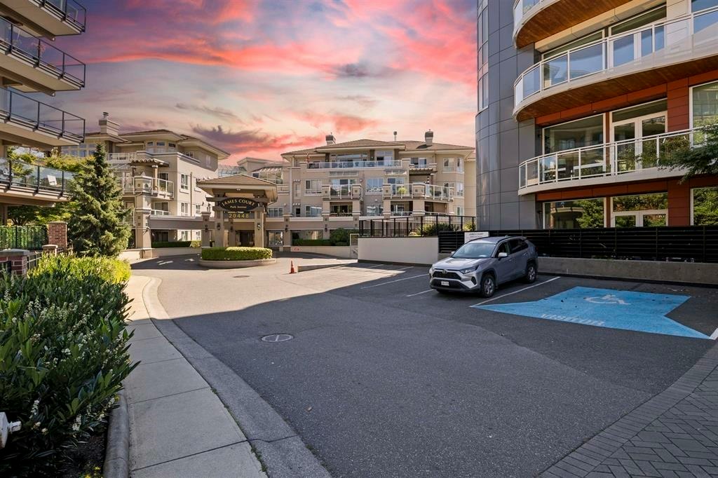 302-20448 Park Avenue - 2