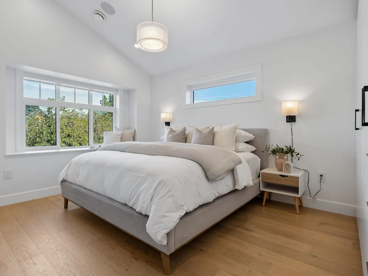 1234 E 19th Avenue, Vancouver, BC, V5V 1L3 - 16