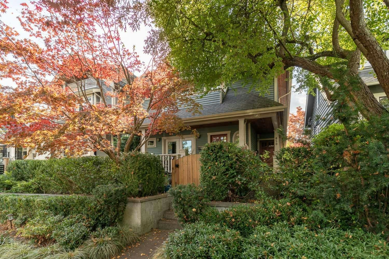 850 E 10th Avenue, Vancouver, BC, V5T 2B1