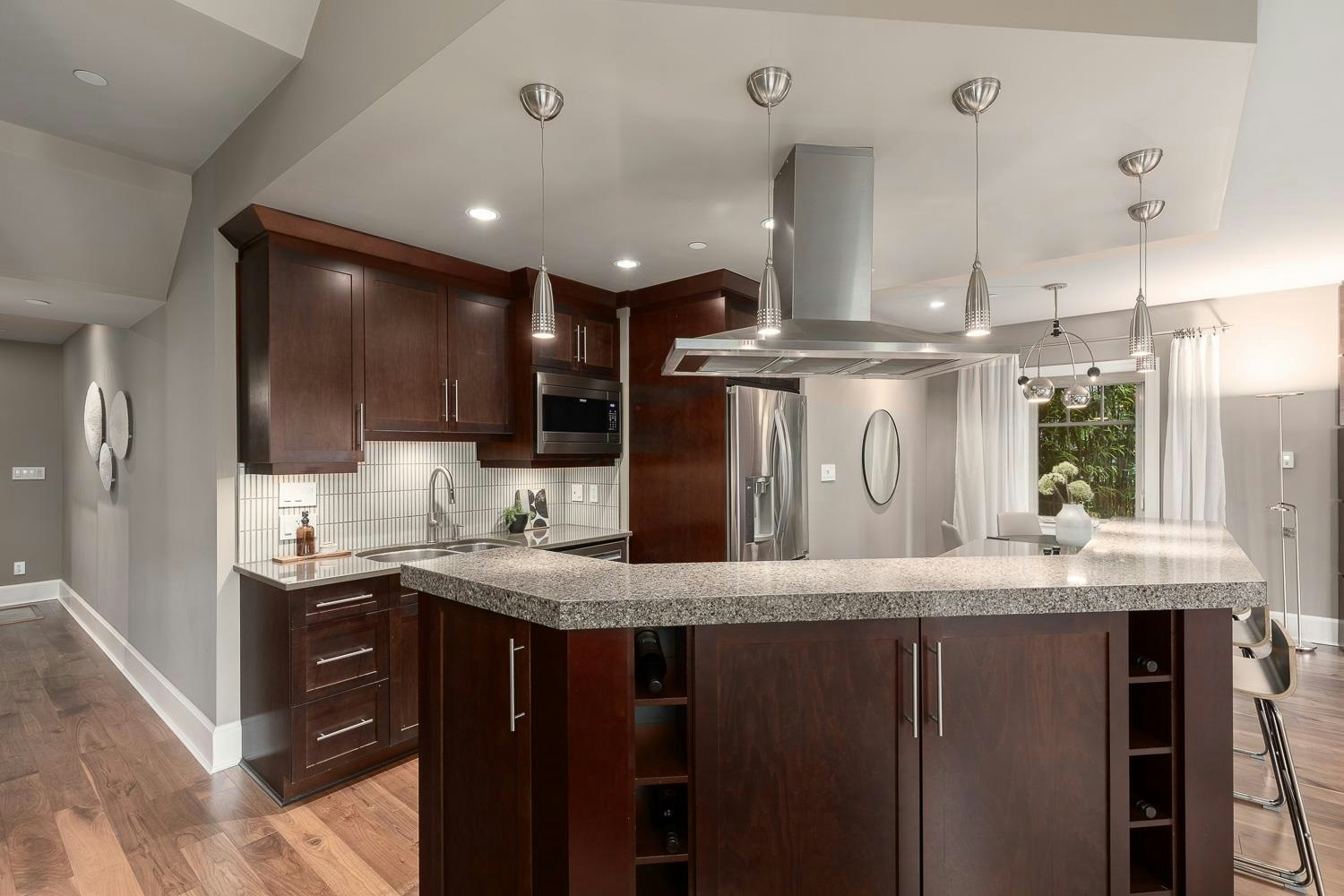 850 E 10th Avenue, Vancouver, BC, V5T 2B1 - 6