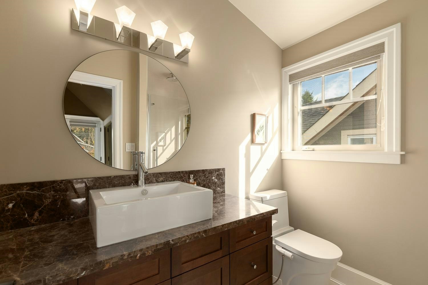 850 E 10th Avenue, Vancouver, BC, V5T 2B1 - 20