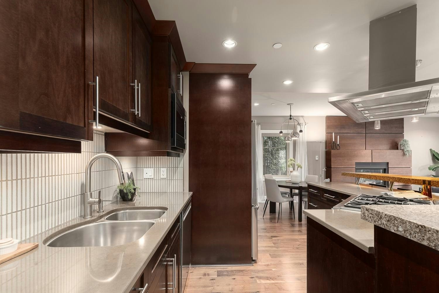 850 E 10th Avenue, Vancouver, BC, V5T 2B1 - 7
