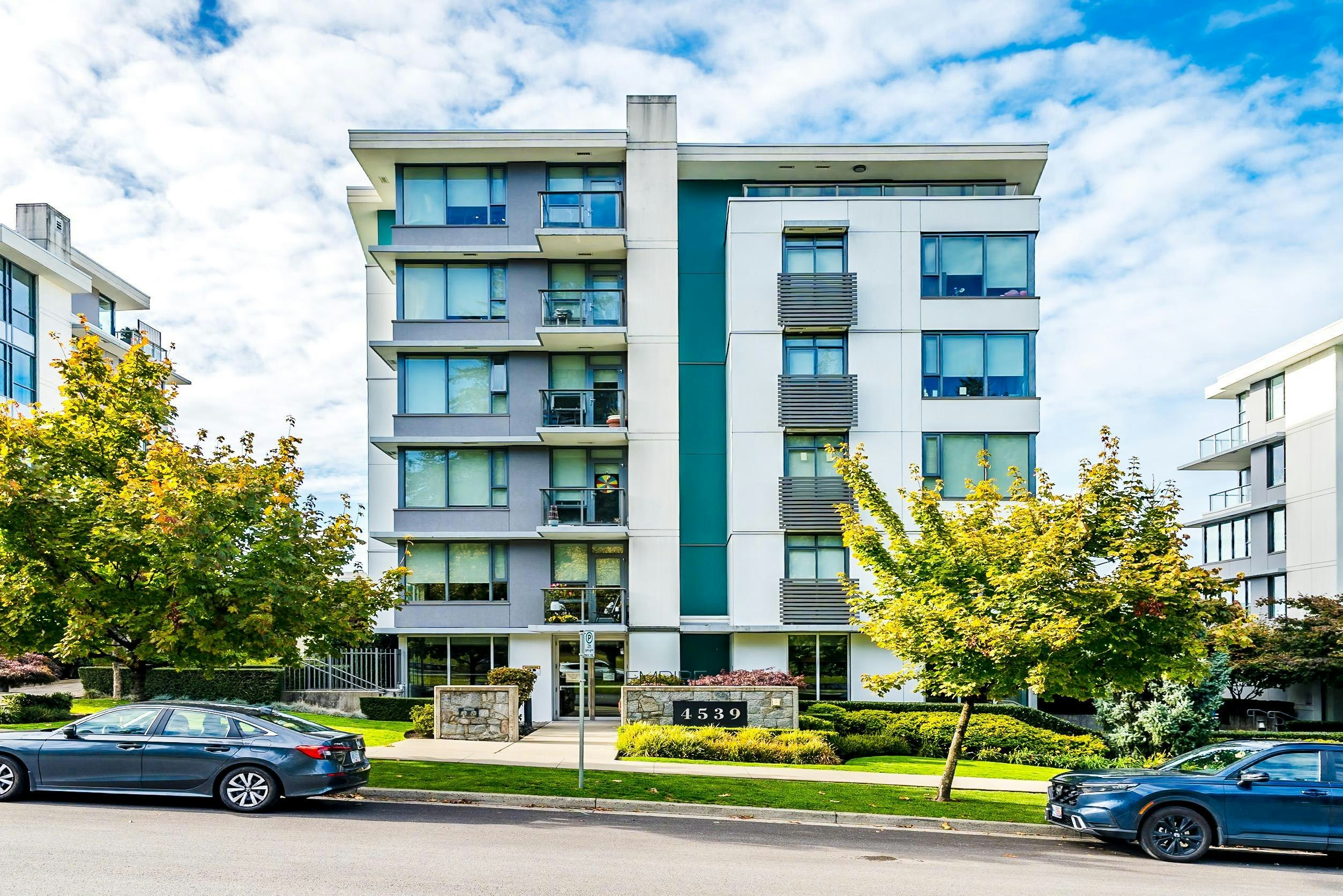 101-4539 Cambie Street, Vancouver, BC, V5Z 2Z1