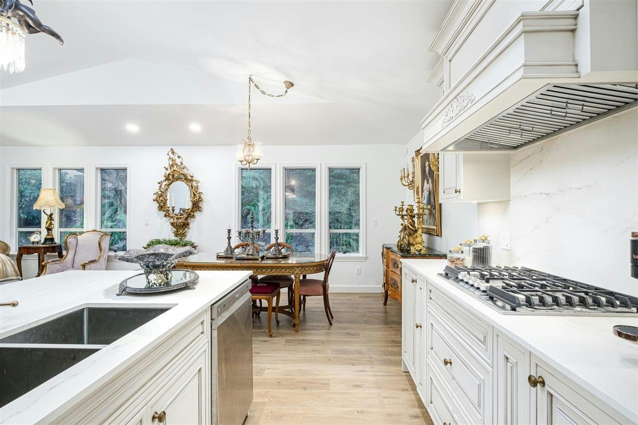 6780 Marine Drive - 5