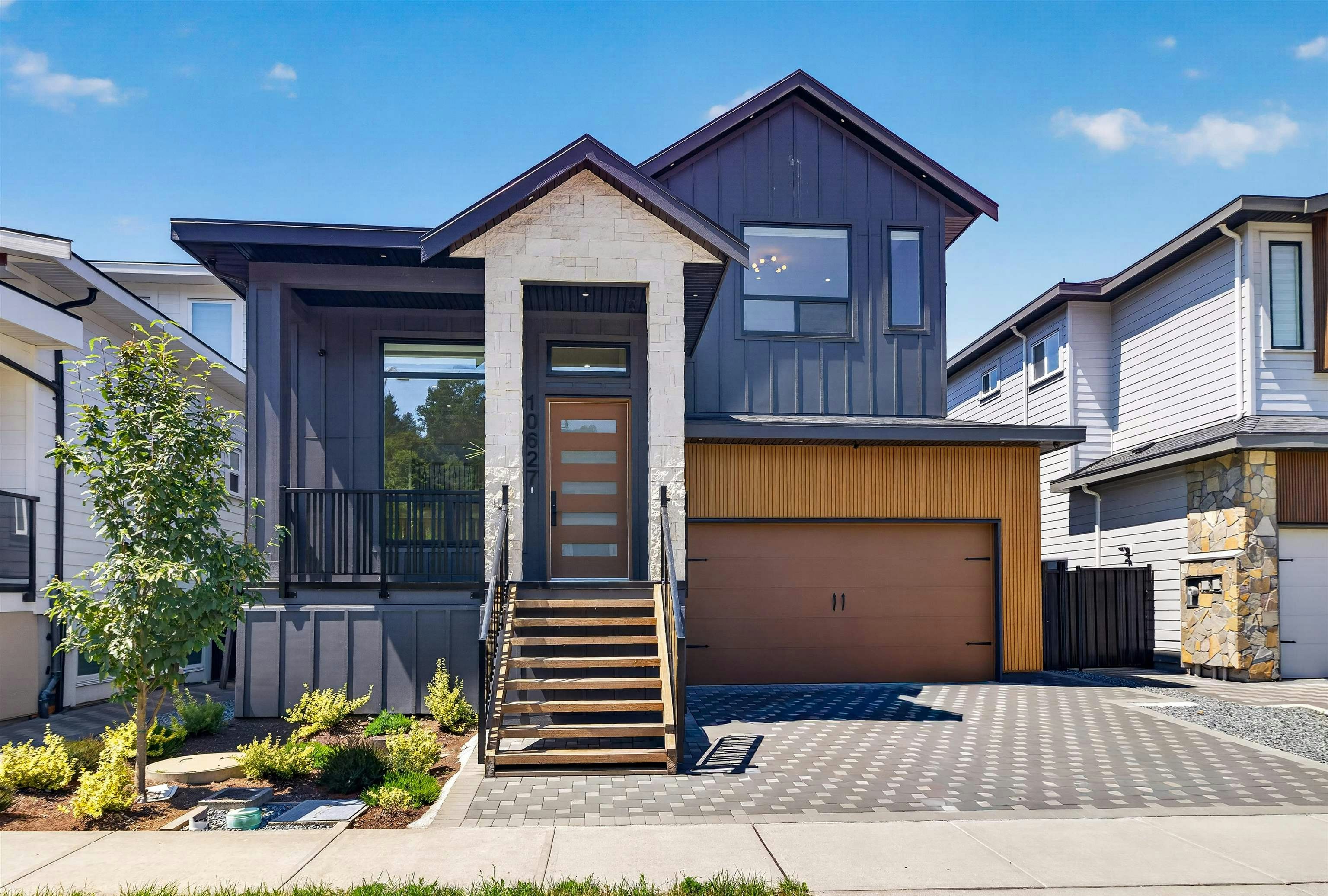 10627 124a Street, Surrey, BC, V3V 0E2