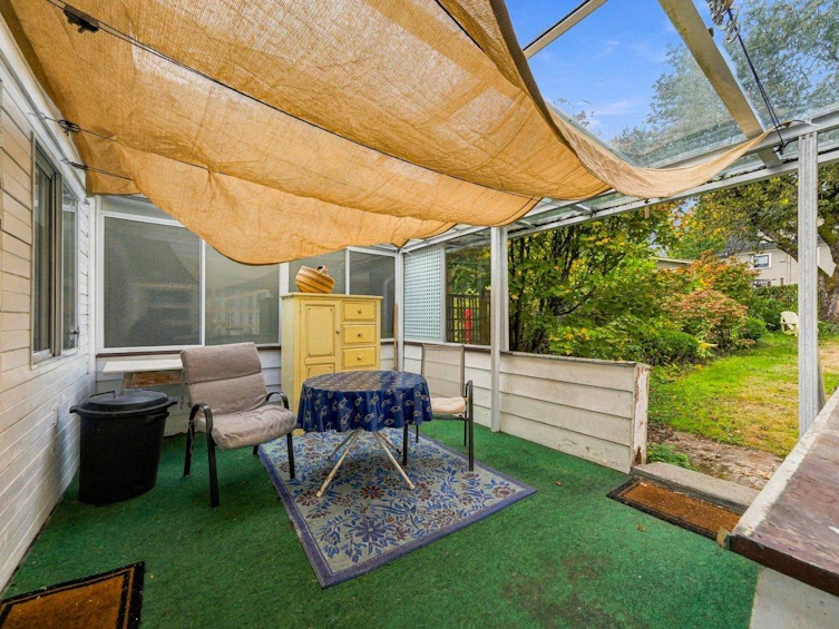 4153 John Street, Vancouver, BC, V5V 3W8 - 26