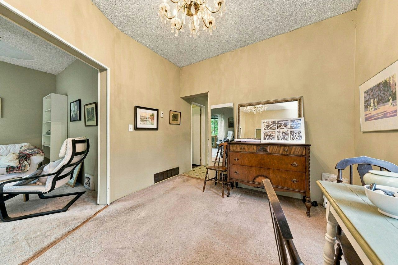 4153 John Street - 4